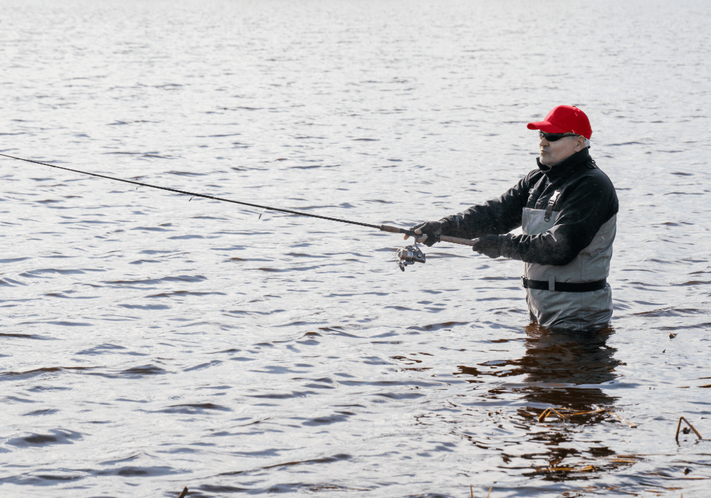 Waders, cuissardes et bottes, quelles différences ? 4 des waders, cuissardes et bottes de pêche